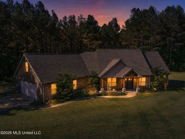 1407 Mcclyde Road, Como, MS 38619