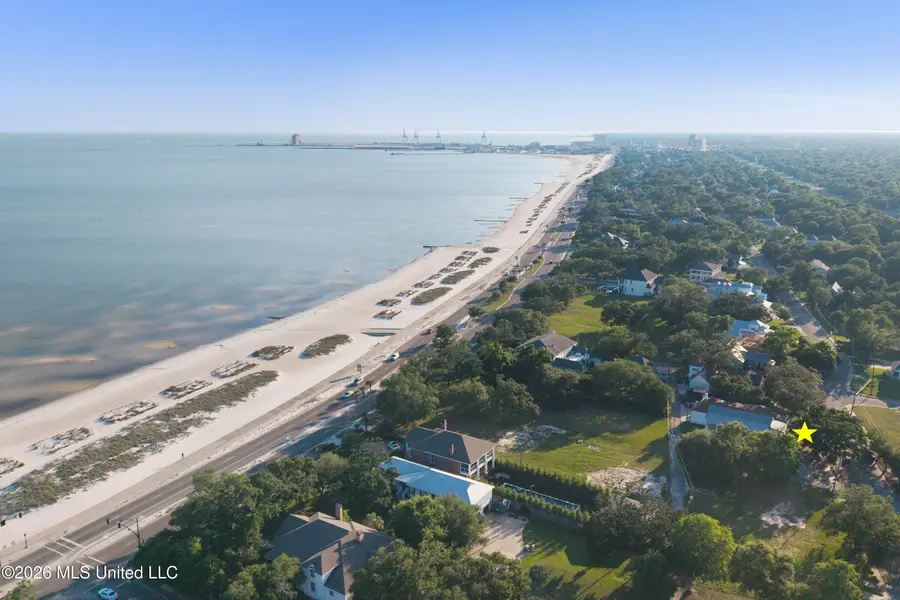 631 2nd Street, Gulfport, MS 39501 - #2