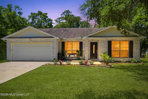 2505 Shelby Lane, Ocean Springs, MS 39564