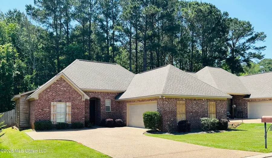 104 Meadowcreek Drive, Brandon, MS 39042 - #2