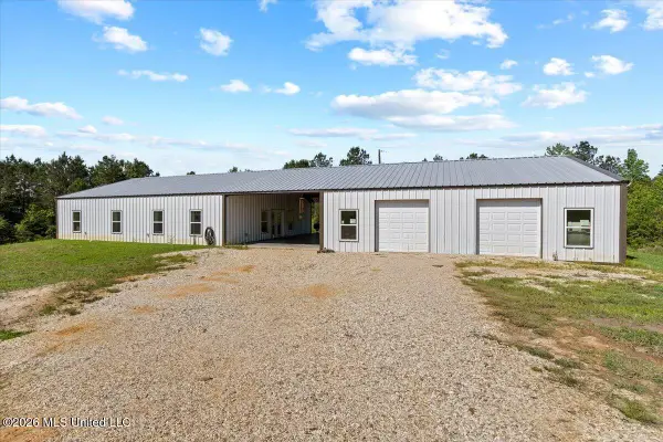299 Lott Town Road, Hattiesburg, MS 39402