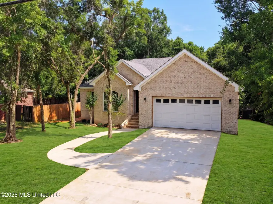 8913 Mermaid Avenue, Ocean Springs, MS 39564 - #3