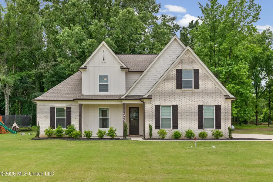 609 Centerline Roper Loop, Byhalia, MS 38611 - #2