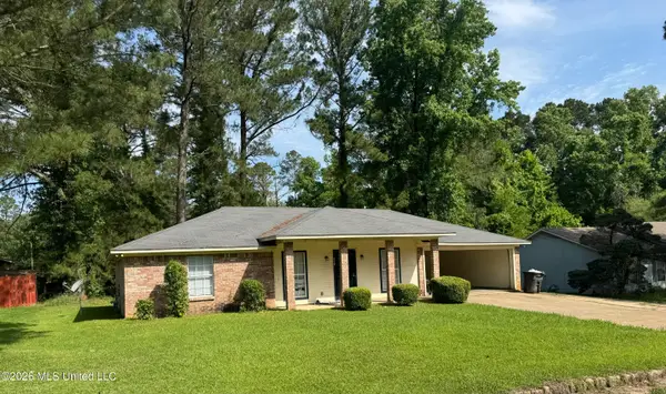 579 Briarcliff Circle, Jackson, MS 39212