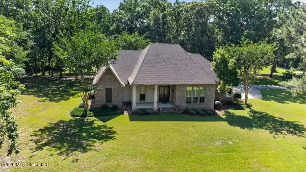 1043 Stonegate Drive, McComb, MS 39648