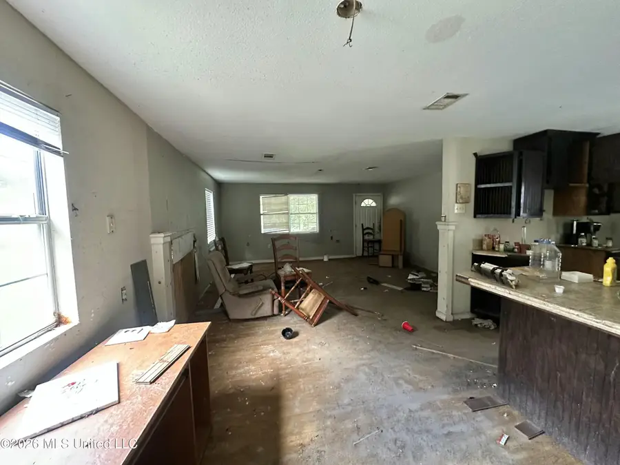 21 Center Drive, Lumberton, MS 39455 - #3