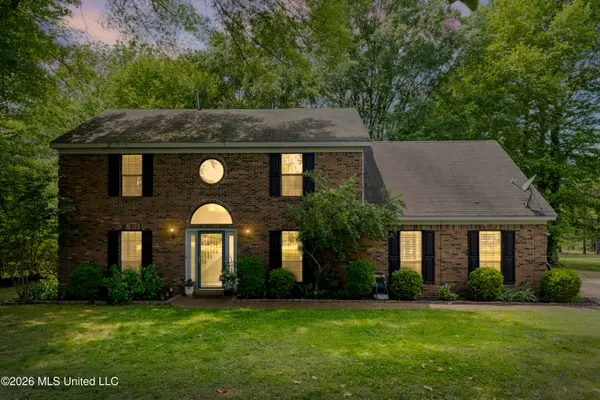 33 E Sweetwater Road, Byhalia, MS 38611
