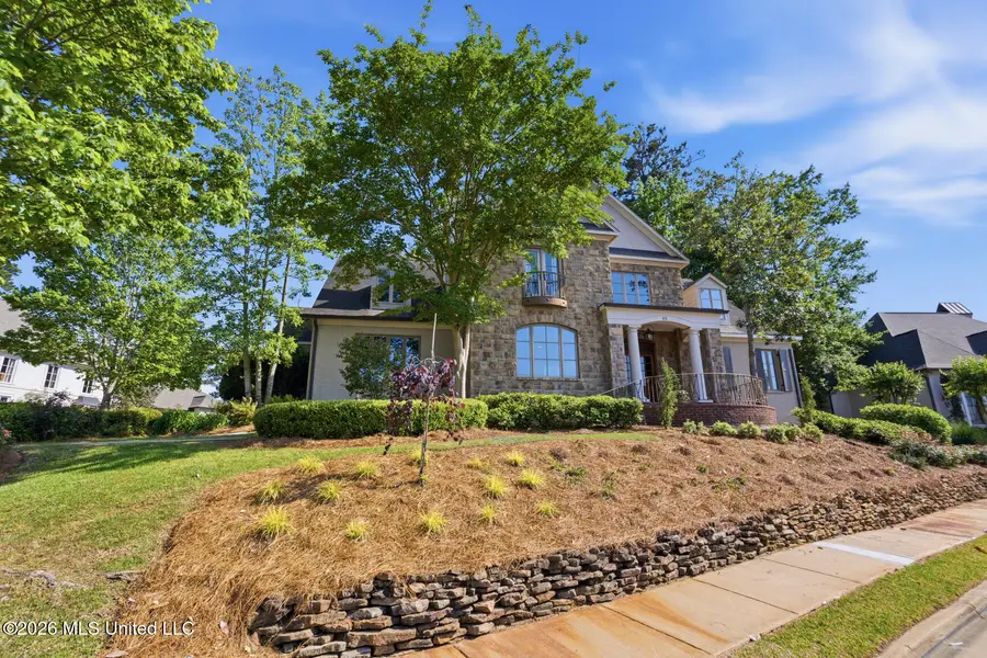 15 Eastparke Drive, Jackson, MS 39211 - #3