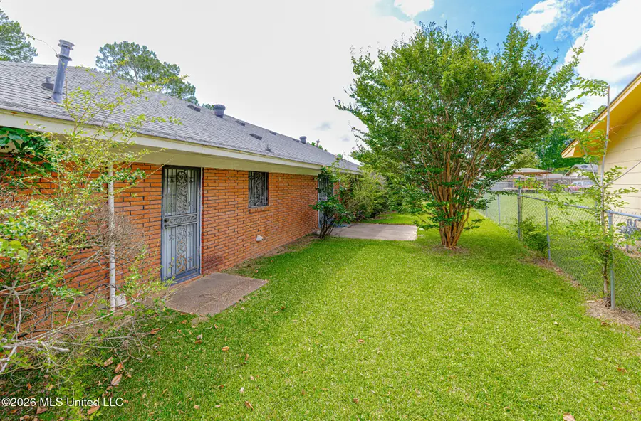 6605 Abraham Lincoln Drive, Jackson, MS 39213 - #3