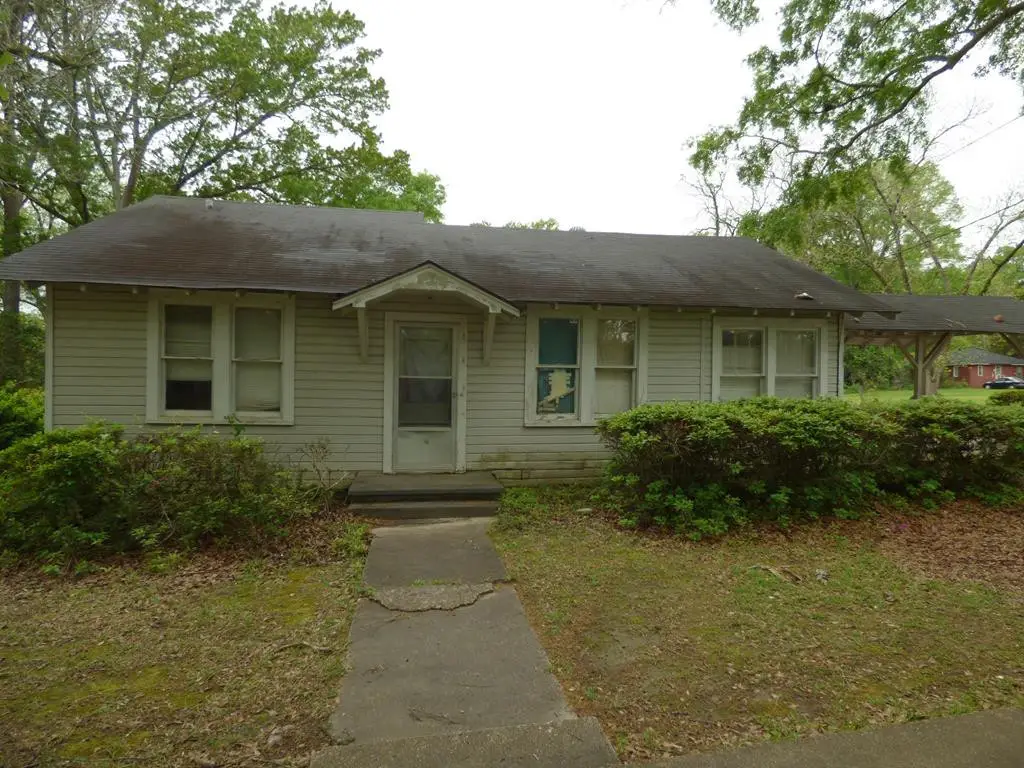 415 N Magnolia Street, McComb, MS 39648 - #1