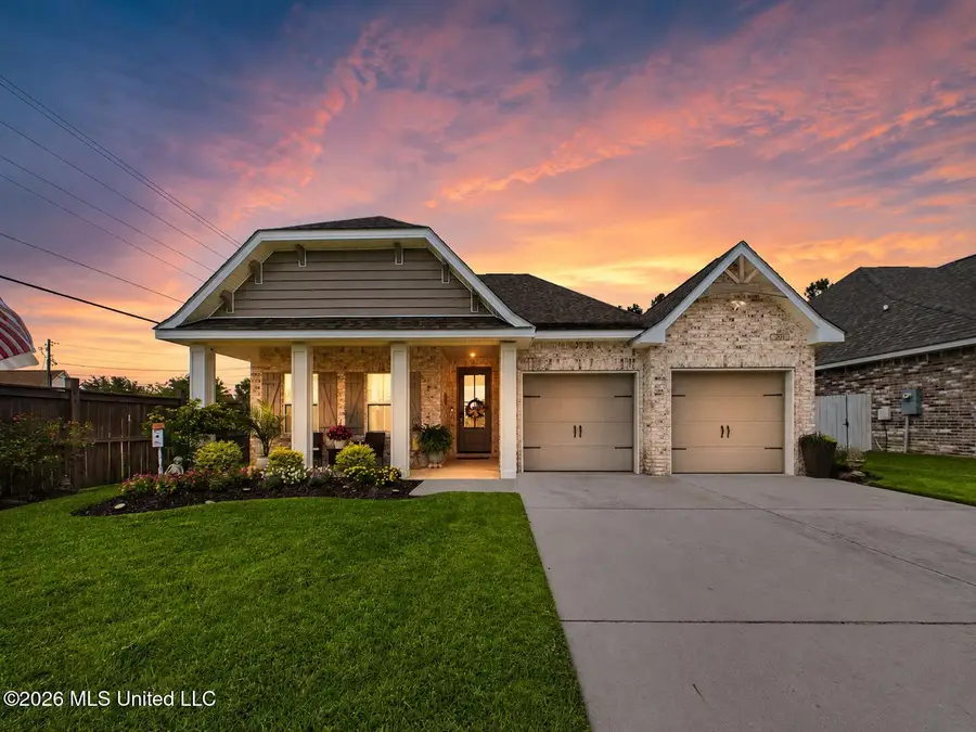 201 Madison Pl Drive, Ocean Springs, MS 39564 - #3