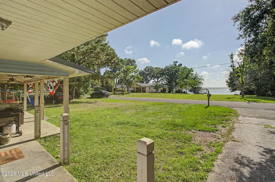 5206 Fern Street, Pascagoula, MS 39567 - #2