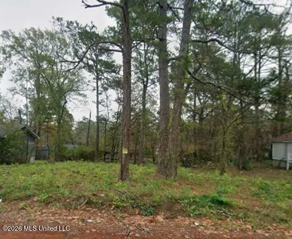 1758 Shady Ln Drive, Jackson, MS 39204