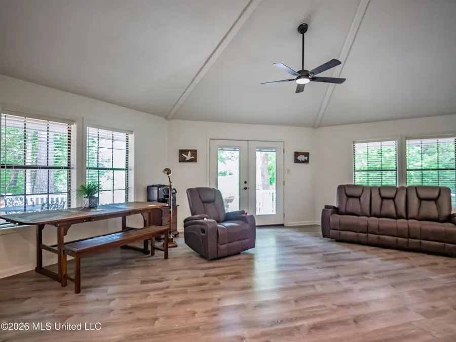 447 Cedar Heights, Pope, MS 38658 - #3