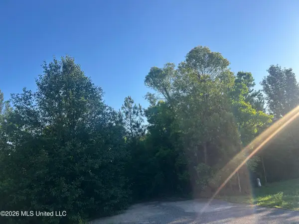 0 E Chanticleer Drive, Hattiesburg, MS 39402