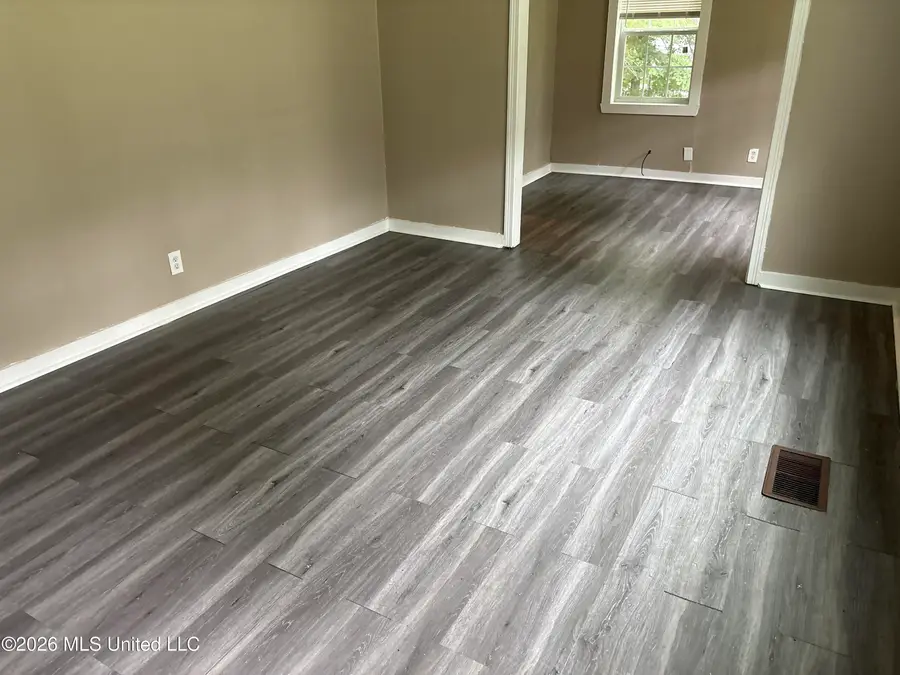 461 Hanging Moss Circle, Jackson, MS 39206 - #3