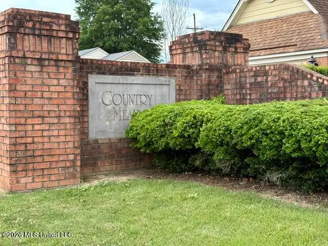 107 Peach Tree Drive, Senatobia, MS 38668 - #3