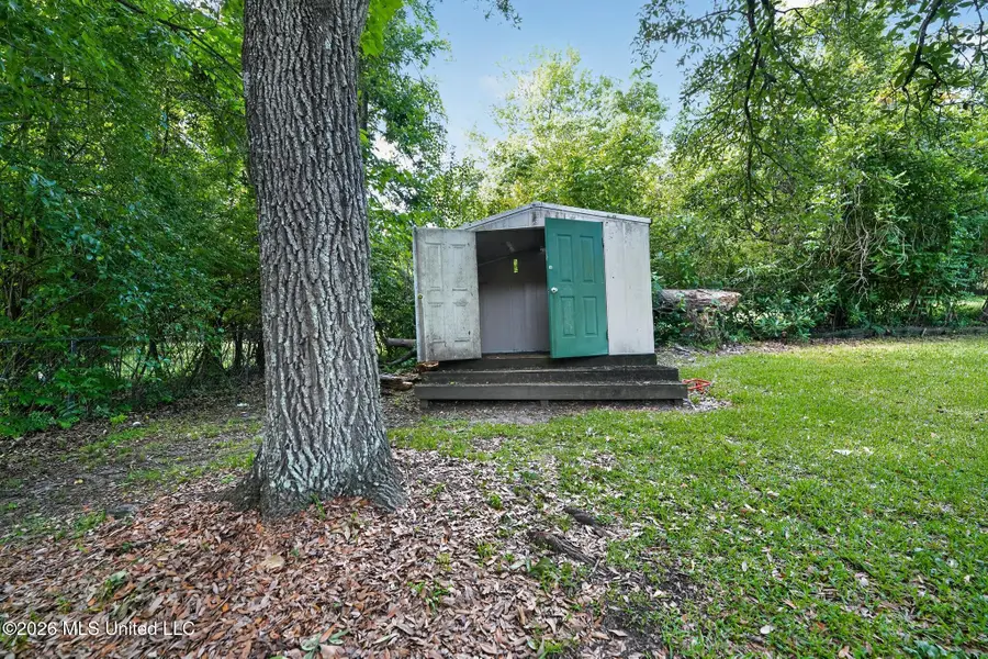 1523 Winchester Street, Jackson, MS 39211 - #2
