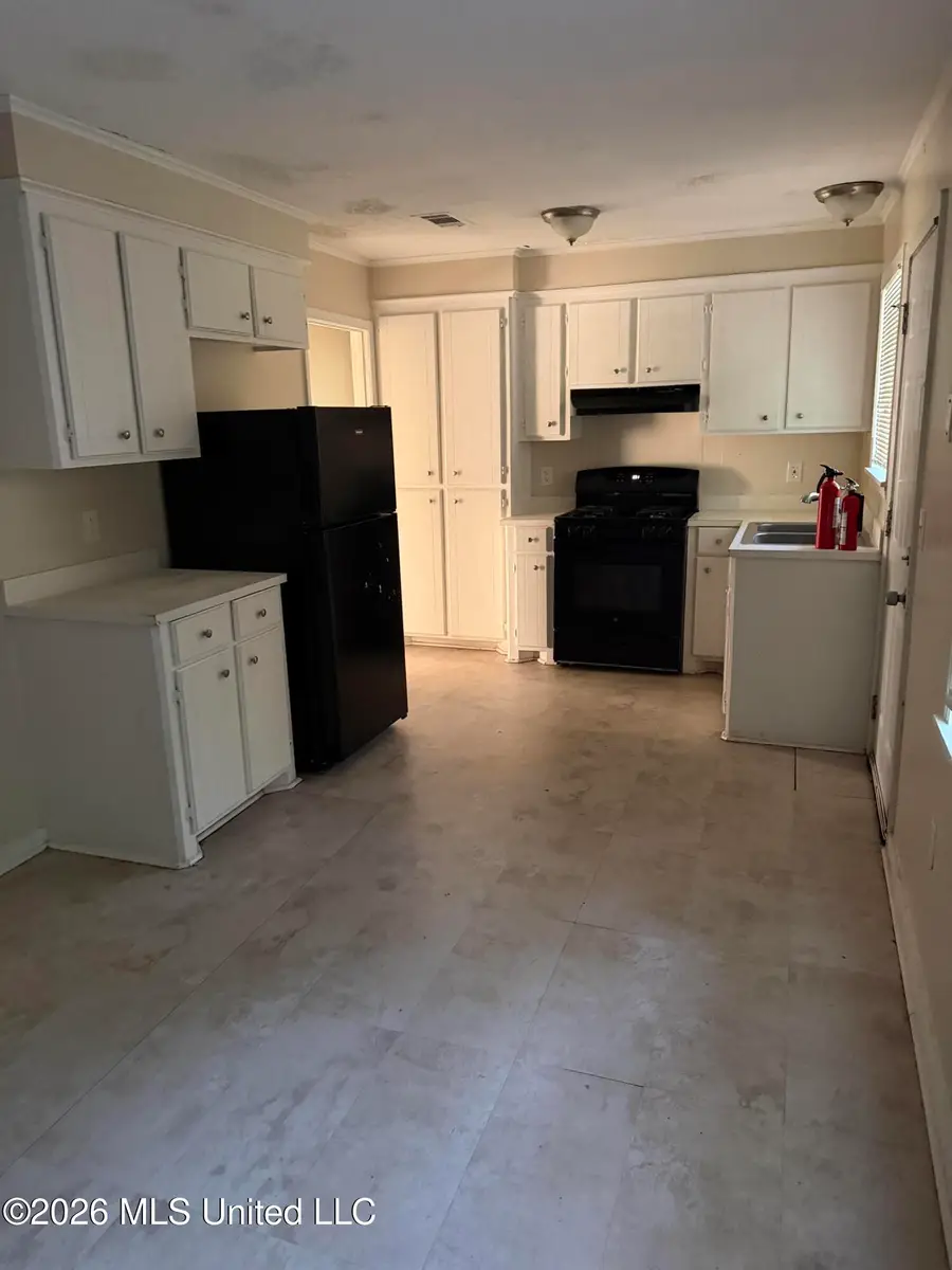 6578 Van Buren Road, Jackson, MS 39213 - #2
