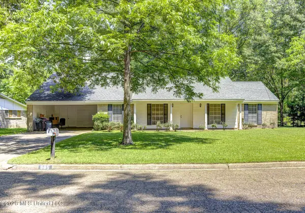 905 Wildwood Drive, Clinton, MS 39056