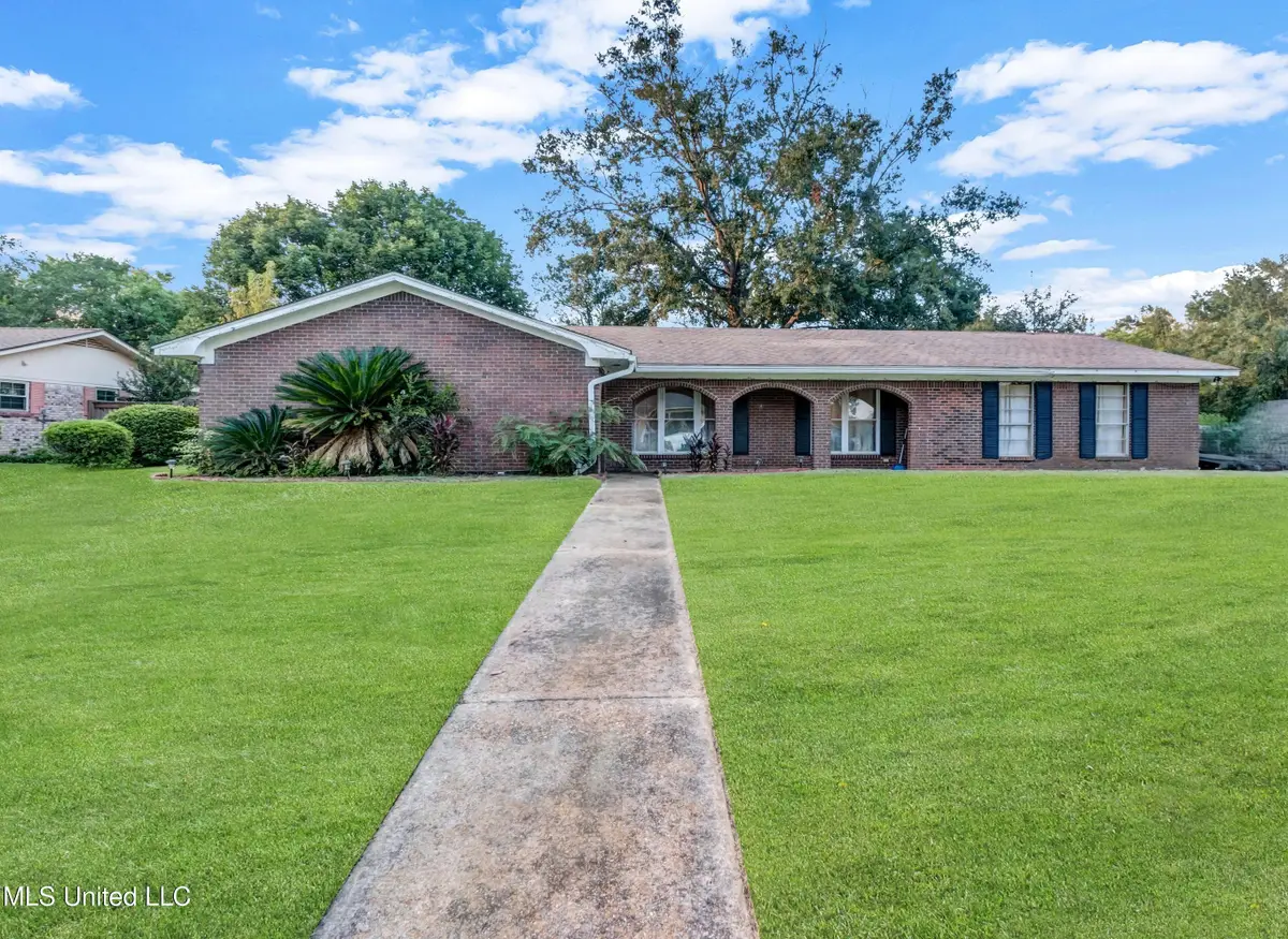 15284 Woody Drive, Gulfport, MS 39503 - #1