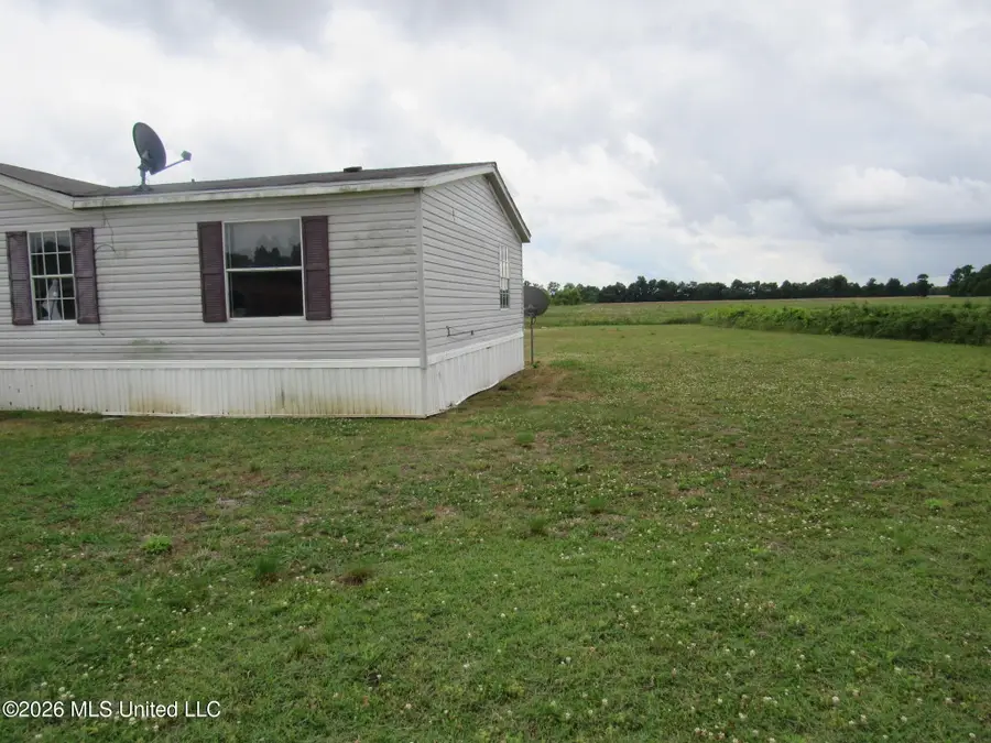 1628 400, Dundee, MS 38626 - #2