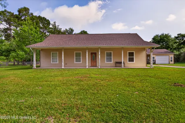 1200 Taranto Street, Waveland, MS 39576