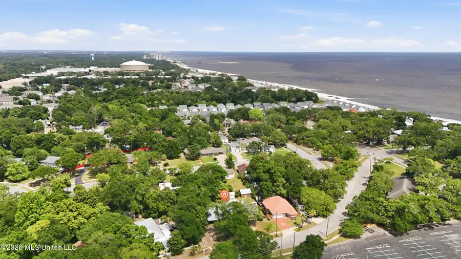 142 Kenmore Avenue, Biloxi, MS 39531 - #3