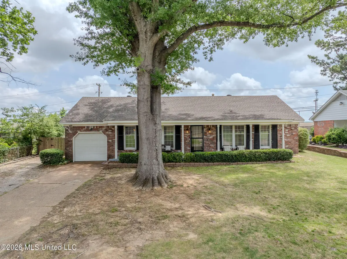 8874 Chesterfield Drive, Southaven, MS 38671 - #1