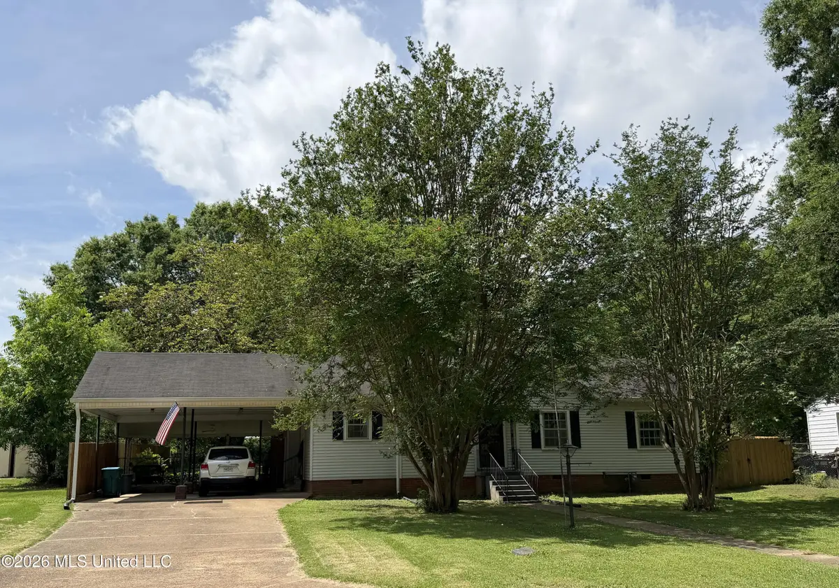 323 Hightower Street, Sardis, MS 38666 - #1