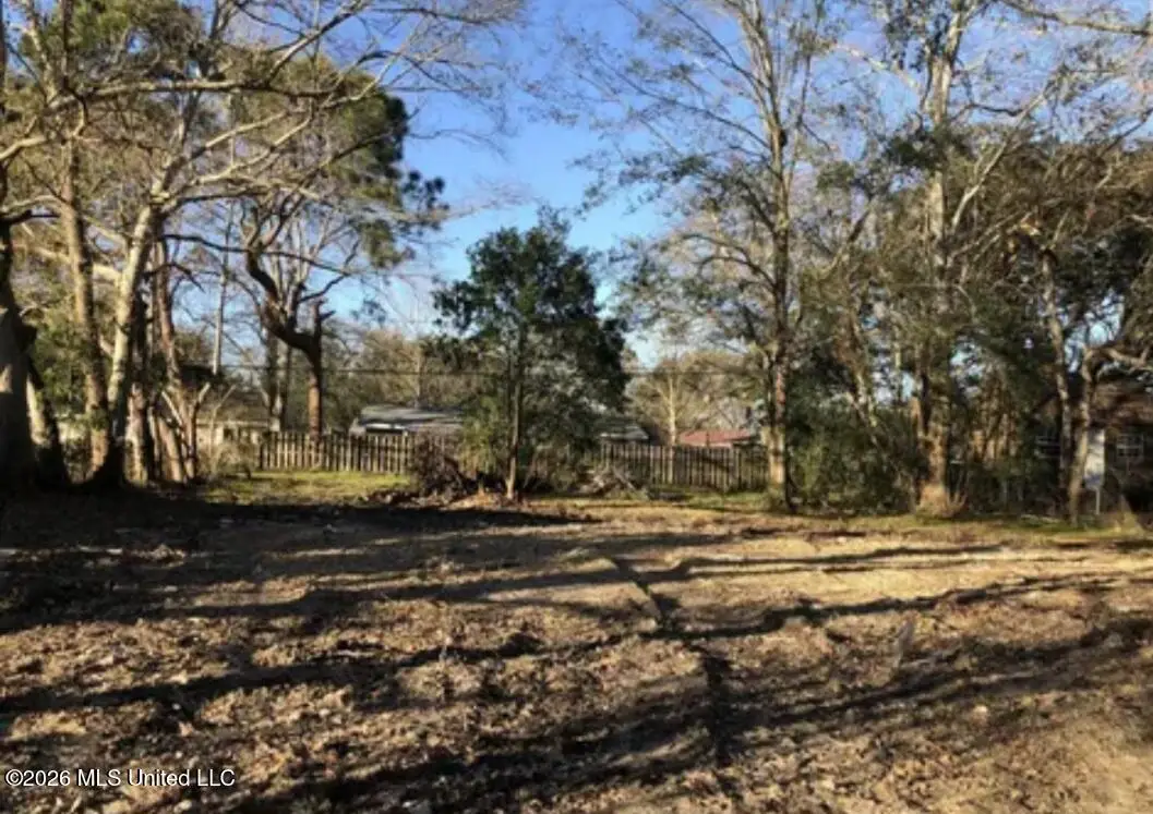 2305 Taylor Avenue, Pascagoula, MS 39567 - #1