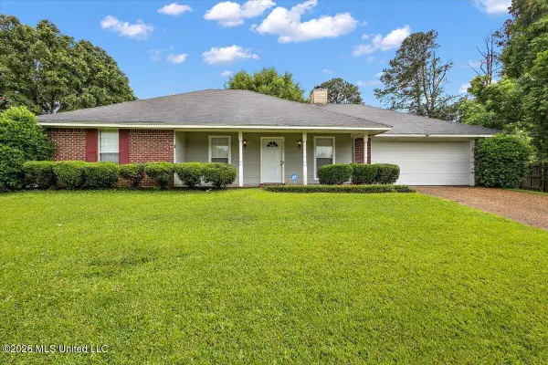 4286 Glennoak Circle, Byram, MS 39272