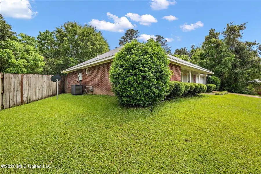 4286 Glennoak Circle, Byram, MS 39272 - #2