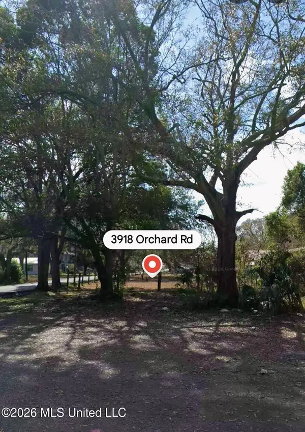 3918 Orchard Avenue, Pascagoula, MS 39581