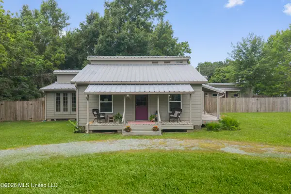 321 Surf Street, Waveland, MS 39576
