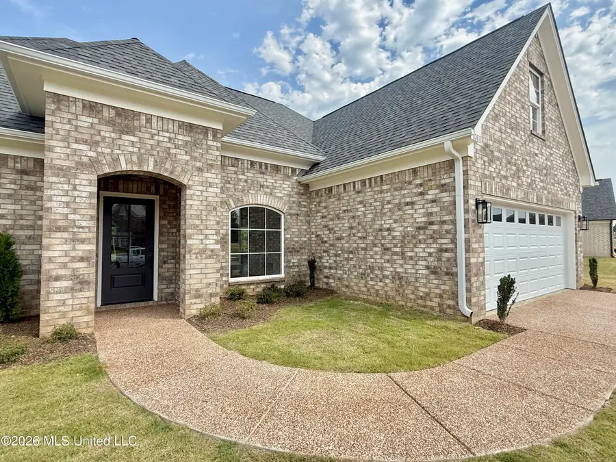 1088 Great Glen Drive, Southaven, MS 38671 - #2