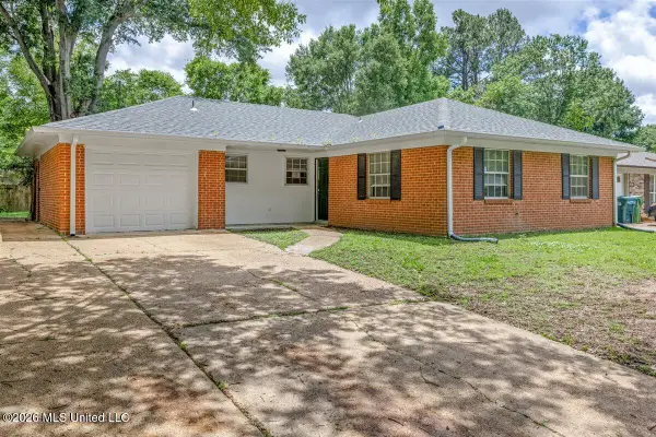 7860 Brentwood Drive, Southaven, MS 38671