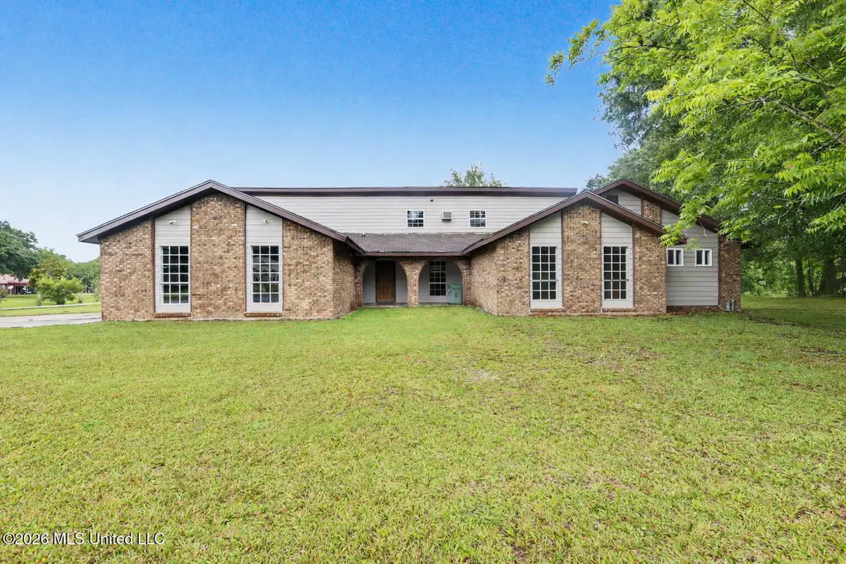 3231 Kings Bridge Road, Moss Point, MS 39562 - #1