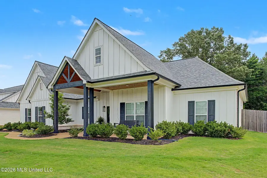 3142 Grayson Creek Drive, Southaven, MS 38672 - #3