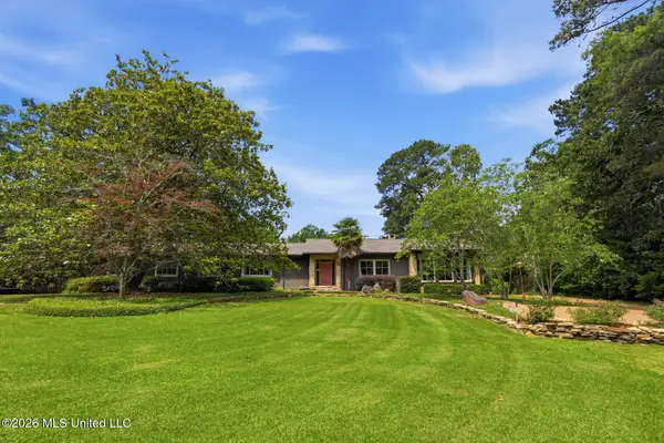 4025 Dogwood Drive, Jackson, MS 39211
