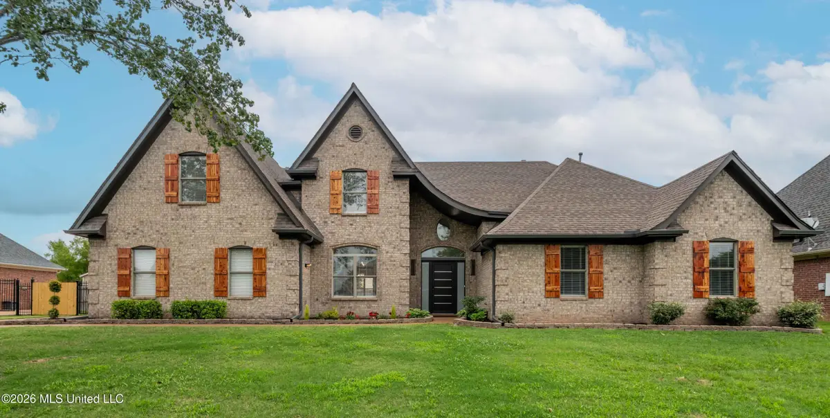 3166 Central Parkway, Southaven, MS 38672 - #1