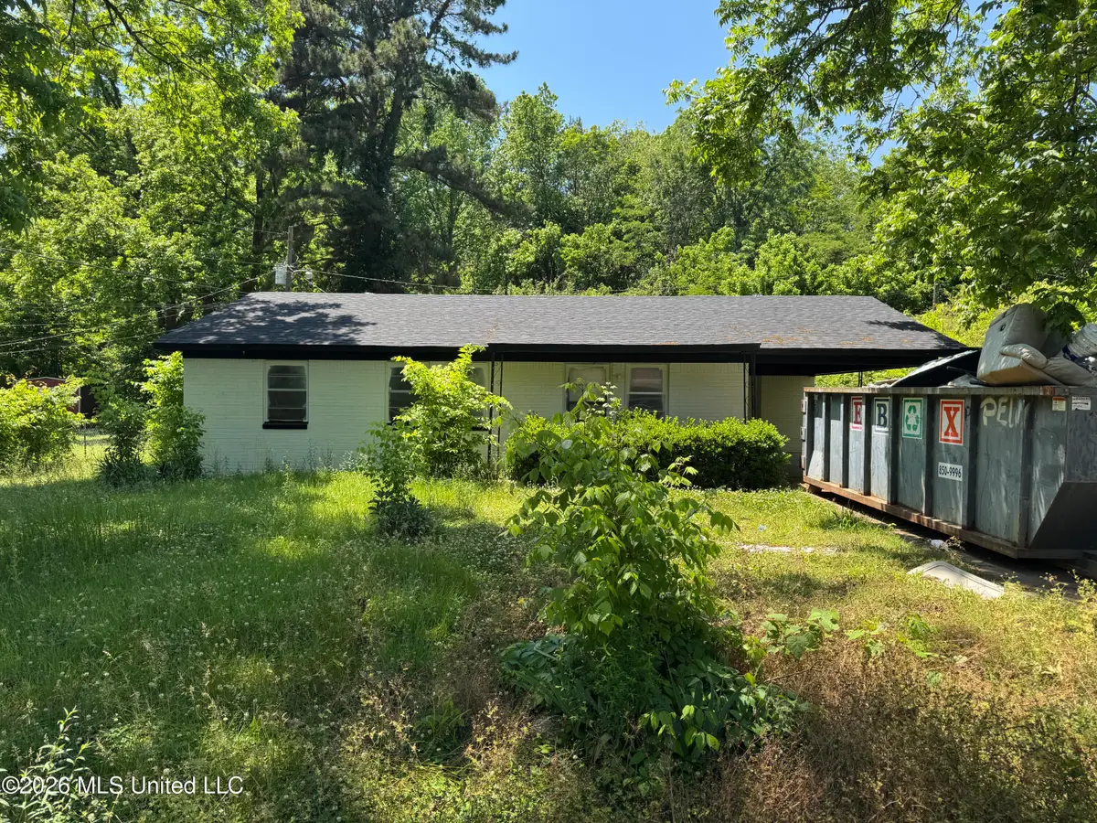128 Isom Drive, Holly Springs, MS 38635 - #1