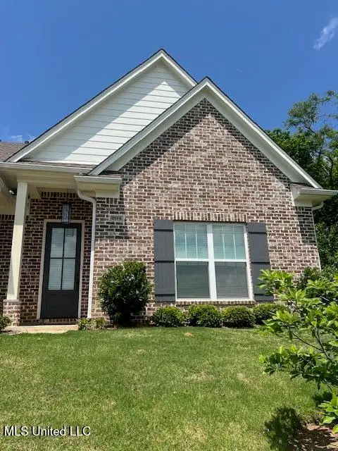 198 E South Street, Hernando, MS 38632 - #1