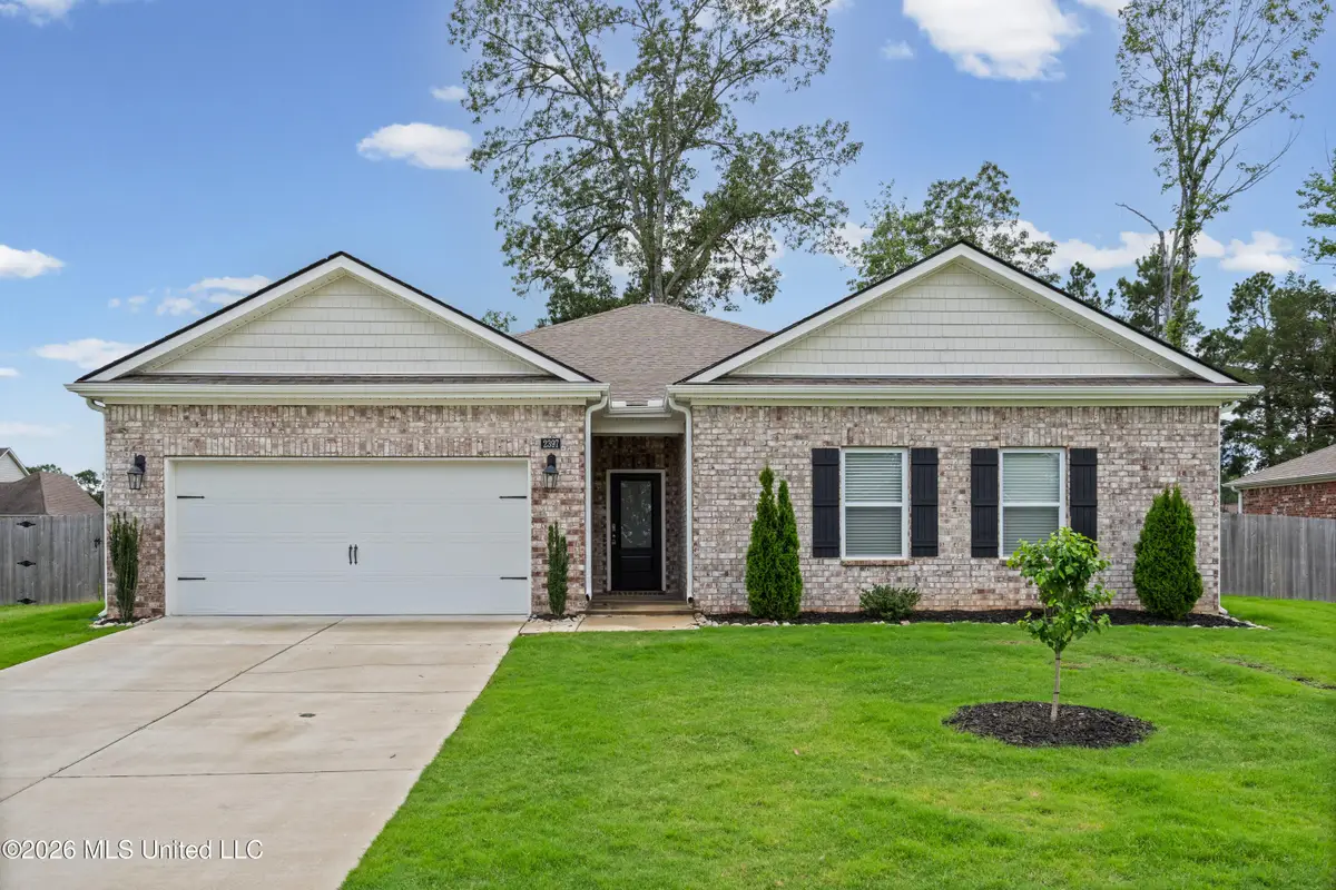 2397 Hyacinth Lane, Hernando, MS 38632 - #1