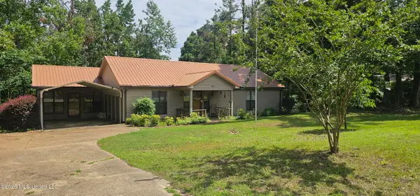 405 Chickasaw Road, Pope, MS 38658
