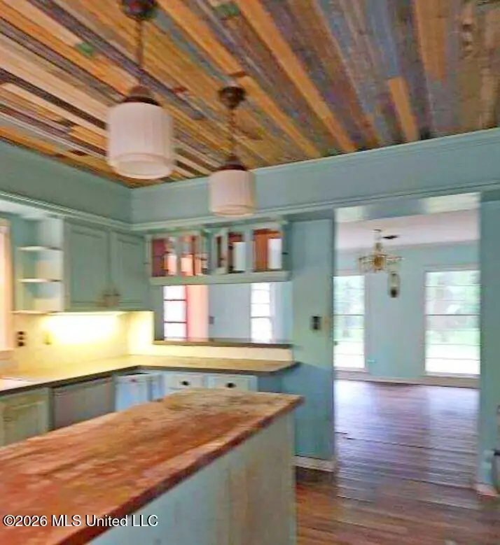 25 Woodlawn Drive, Yazoo City, MS 39194 - #2