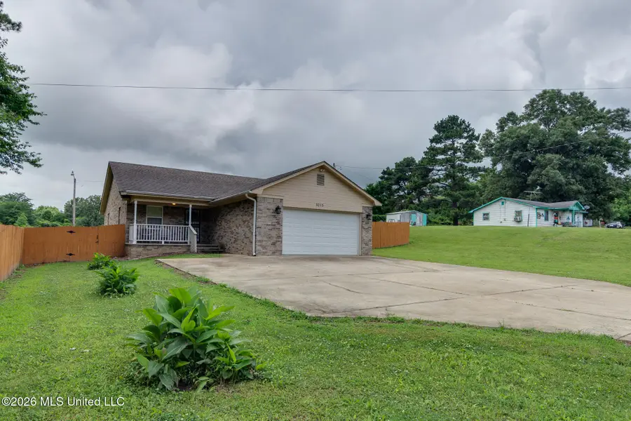2015 Tulane Road, Nesbit, MS 38651 - #2