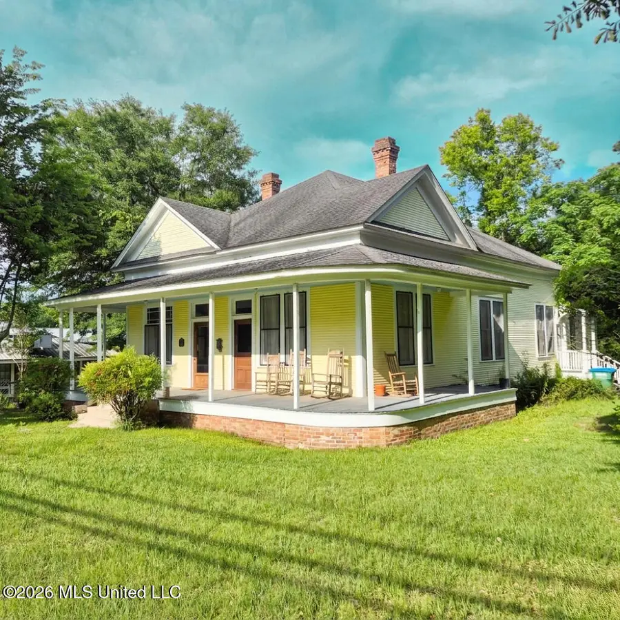 304 S Main Street, Newton, MS 39345 - #2