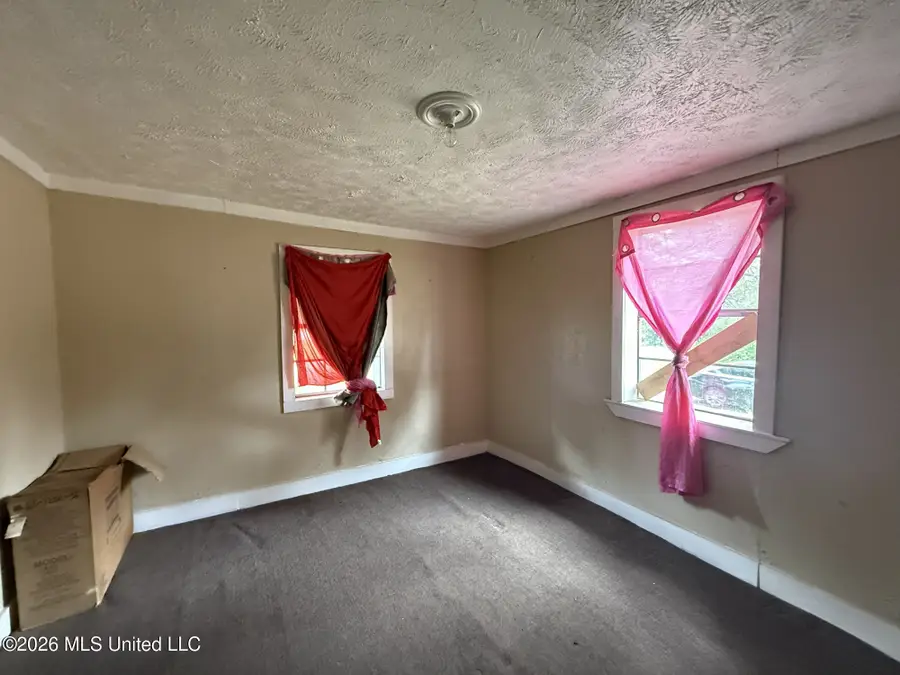 3701 Lampton Avenue, Jackson, MS 39213 - #3