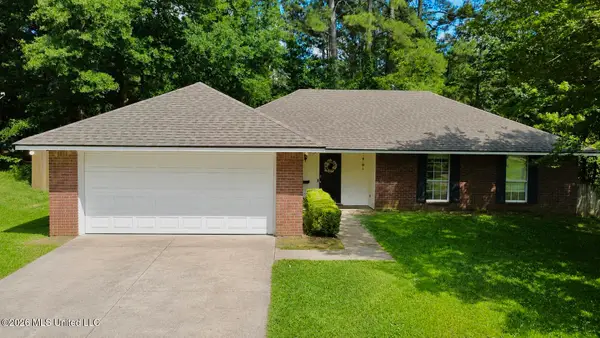 344 Barfield Drive, Byram, MS 39272